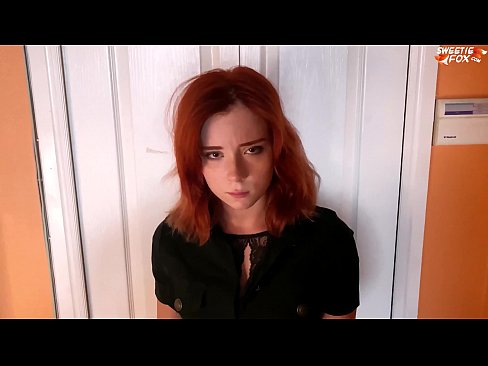 ❤️ Apsaugos darbuotojas nubaudė gražią moterį už vagystę iš parduotuvės - sperma burnoje Seks video prie mūsų